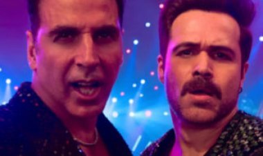 Watch Emraan Hashmi & Akshay Kumar’s Killer Moves In 'Main Khiladi' From 'Selfiee'