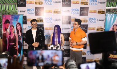 Uorfi Javed, Mohsin Khan and Anvarul Hasan Annu celebrate the launch of 'Dooriyan' music video