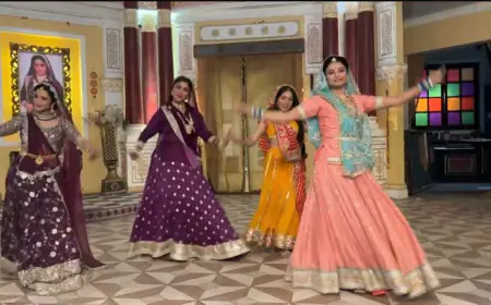 Cake Cutting and Media Interactions on the Set of Do Dooni 4 Films 'Dahej Daasi'