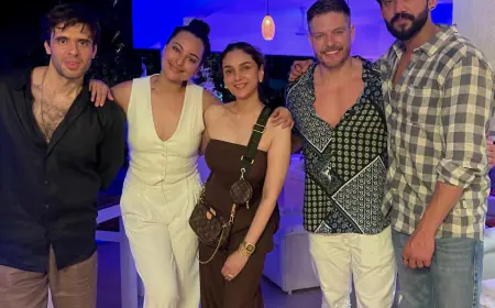 Mr. Cartwright shows off his adorable side as he celebrates the success bash with the Heeramandi Cast